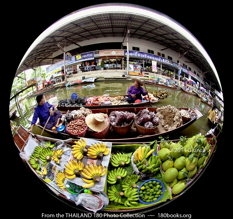 Image of Damnoen Saduak Floating Market