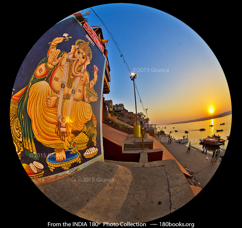 Image of a Ganesha Mural, Varanasi, India