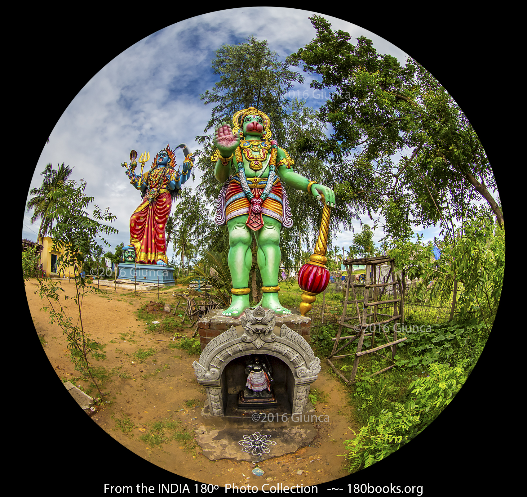 Image of Statues of Hanuman and Kali in Thanjavur, Tamil Nadu
